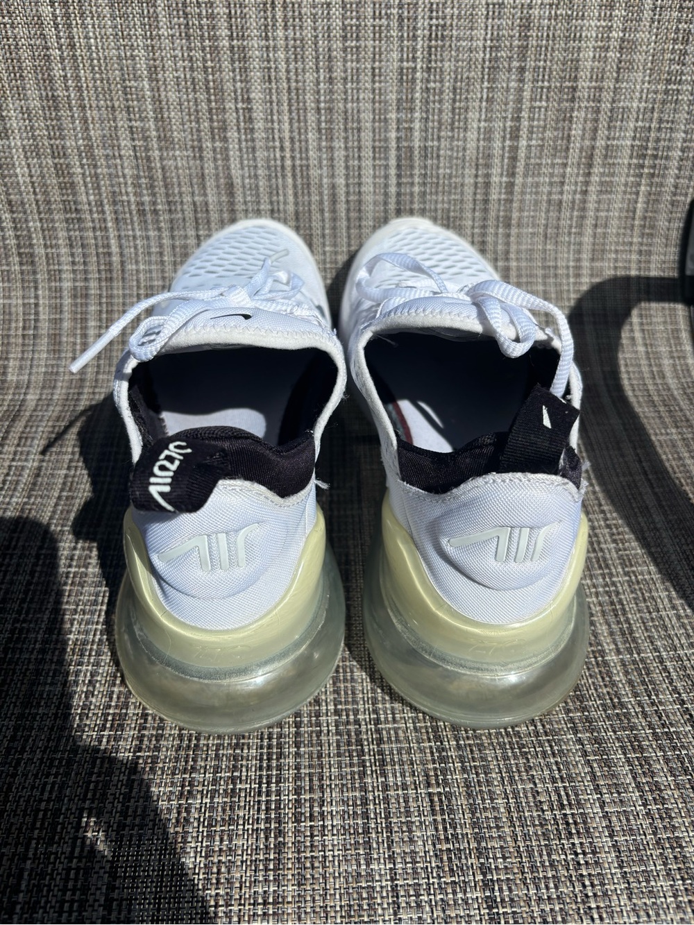 Women’s Nike Air Max 270 Women’s White/Black Sneakers -Size 9 - Picture 3 of 6